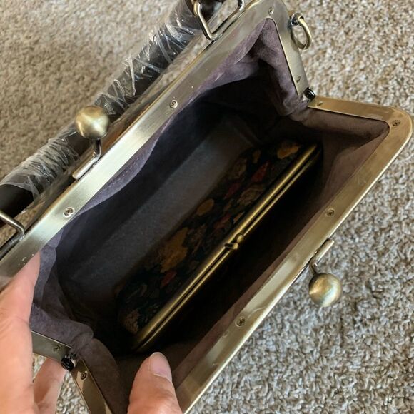 Handmade Genuine Leather Floral Print, Top Wood Handle Bag & Small Clutch Set - Picture 15 of 16